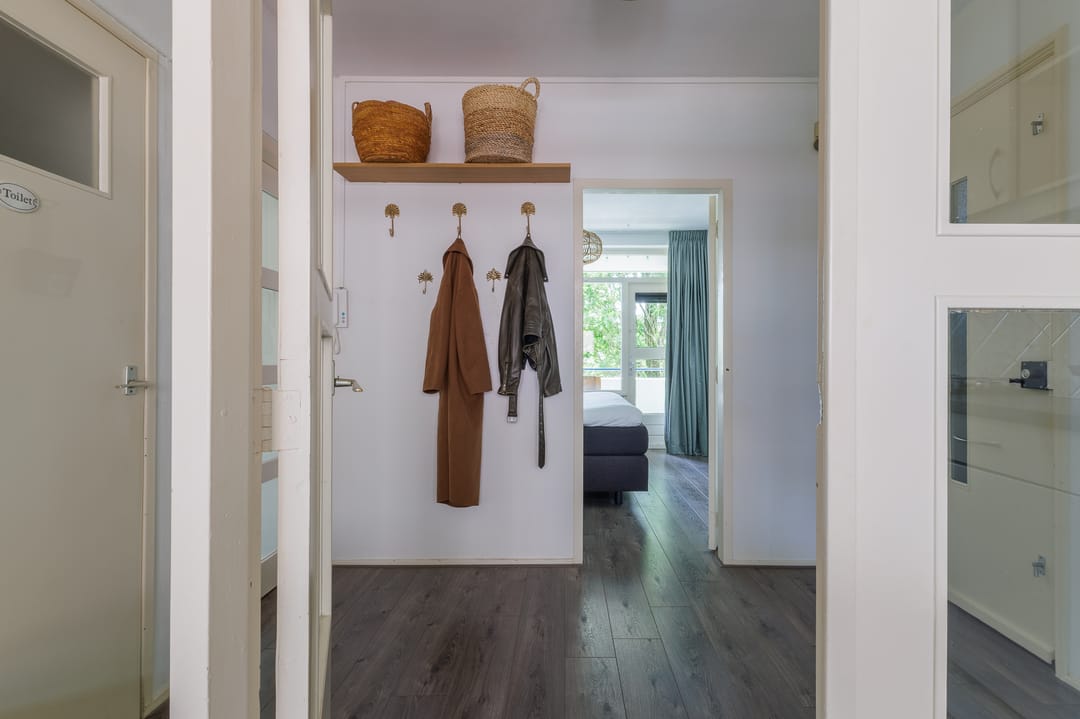 Photo 32 of Jacob van Ruysdaelstraat 43