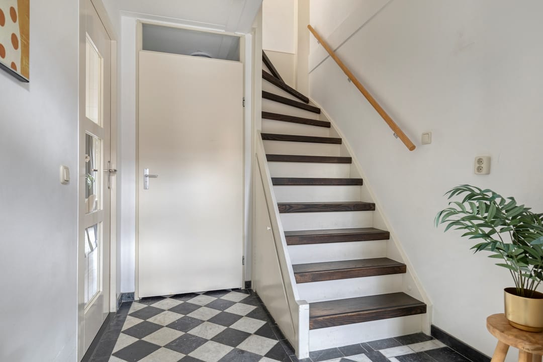 Photo 8 of Johannes Vermeerstraat 113