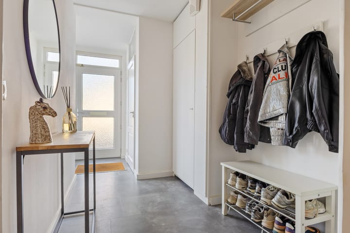 Tussenwoning te koop: Van Cronenburgstraat 11, Vlijmen