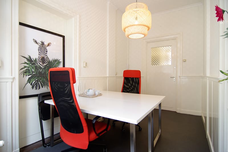 Bekijk foto 3 van Warmoesstraat 149