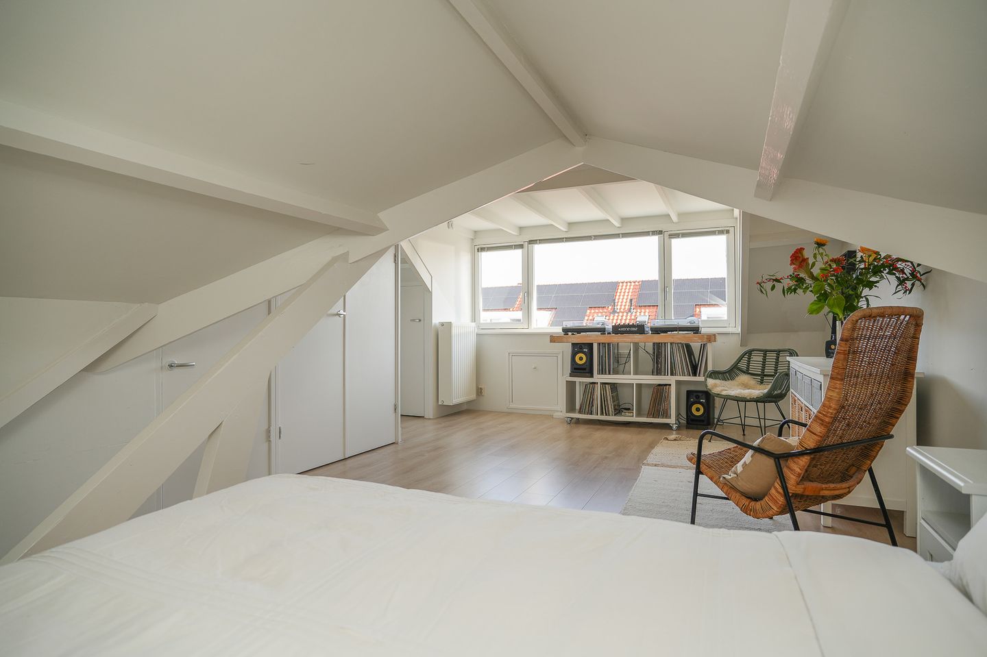 Foto 44 van Symon Pelgromstraat 17