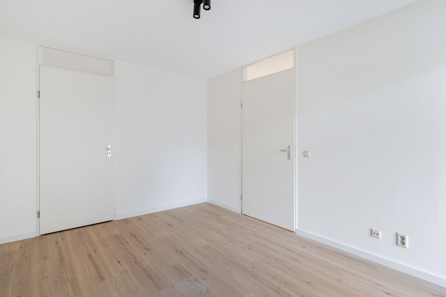 Photo 25 of Philips Willemstraat 61