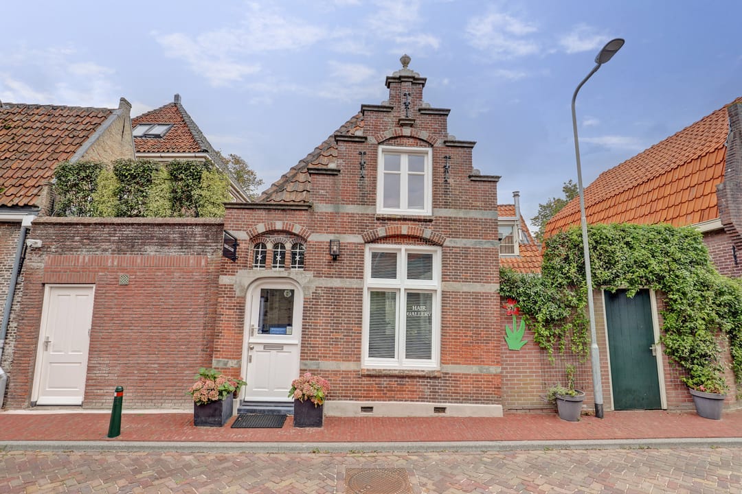 Photo 41 of Westerstraat 158