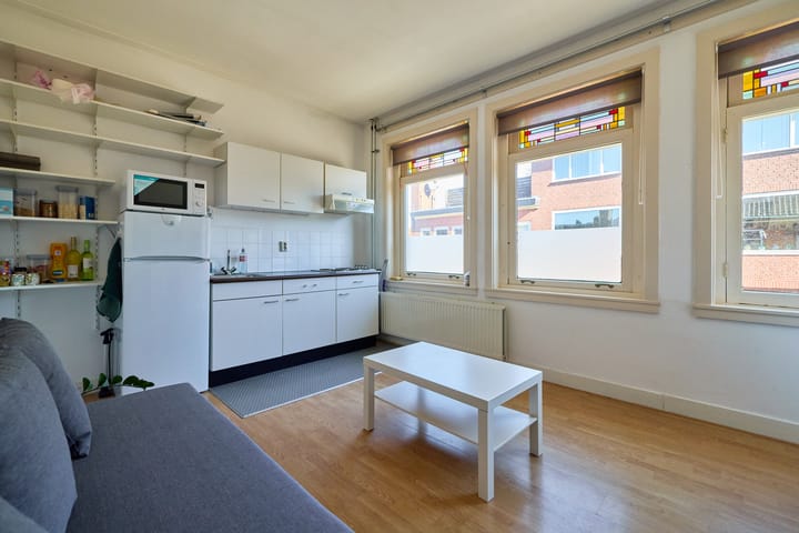 Hoekwoning te koop: Sweder van Zuylenweg 6, Utrecht