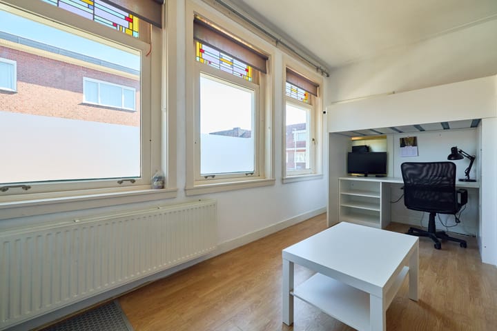 Hoekwoning te koop: Sweder van Zuylenweg 6, Utrecht