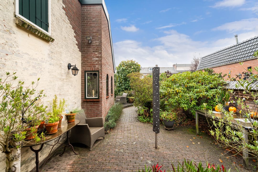 Photo 23 of Eerste Stationsstraat 114
