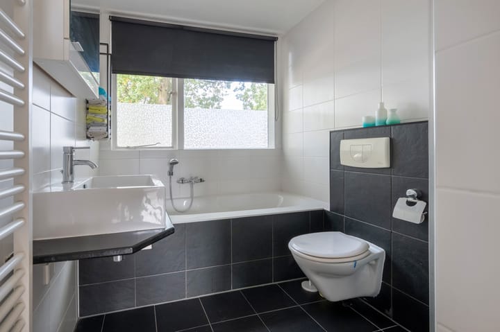 Tussenwoning te koop: Dillingecamp 7, Emmen