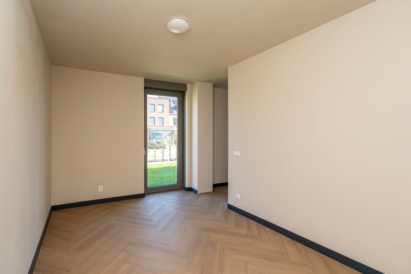 Photo 14 of Jan van Roesselstraat 173