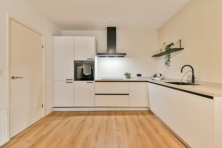 Foto 4 van Van Bossestraat 93-H
