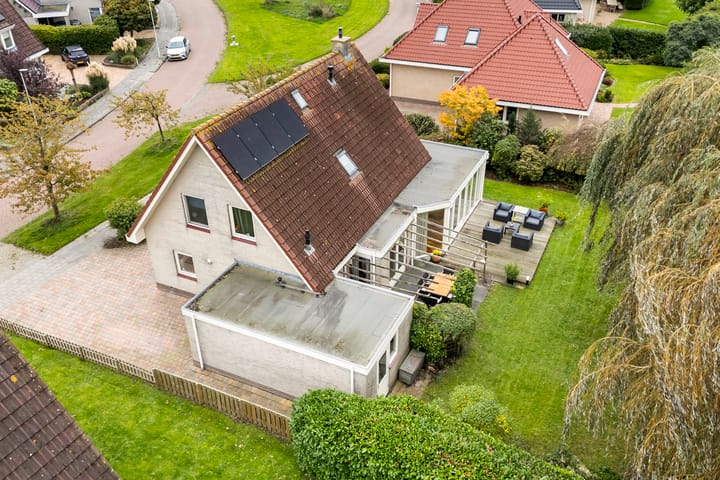 Vrijstaande woning te koop: Vogelzwin 10, Sneek