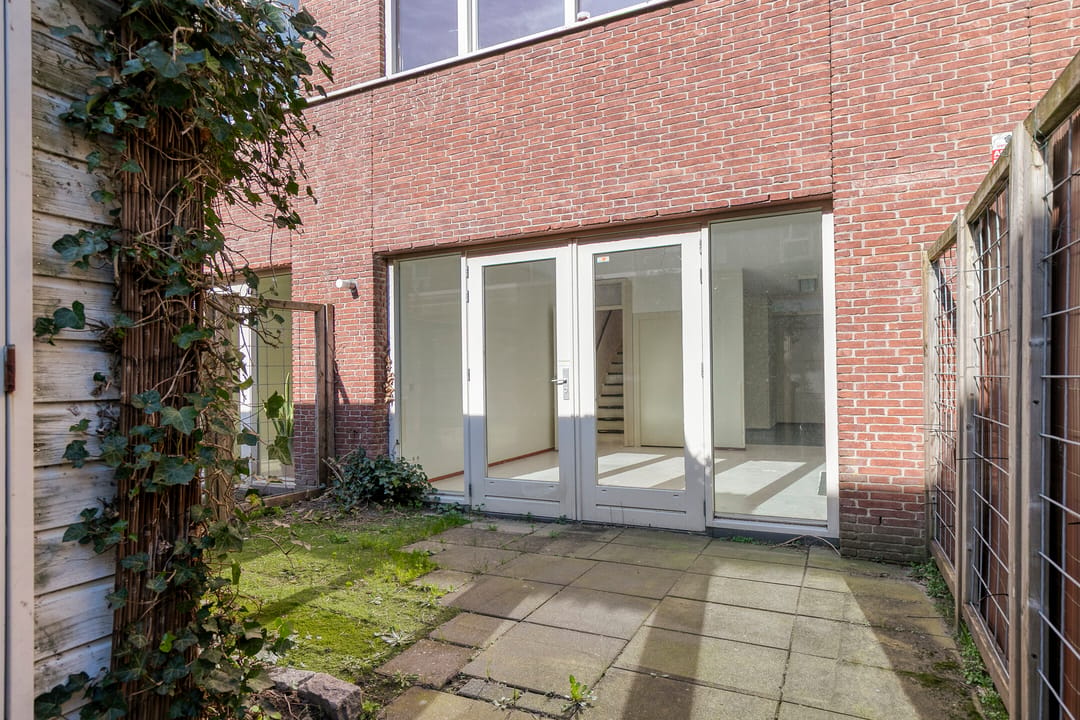 Photo 32 of Erich Salomonstraat 80