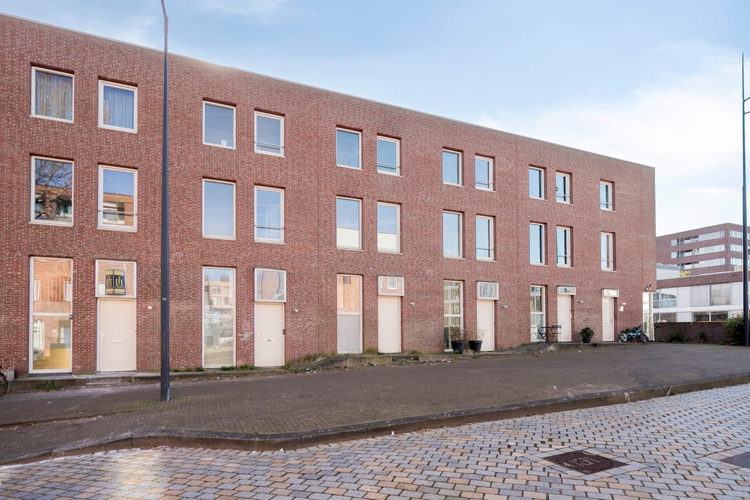 Photo 1 of Erich Salomonstraat 80