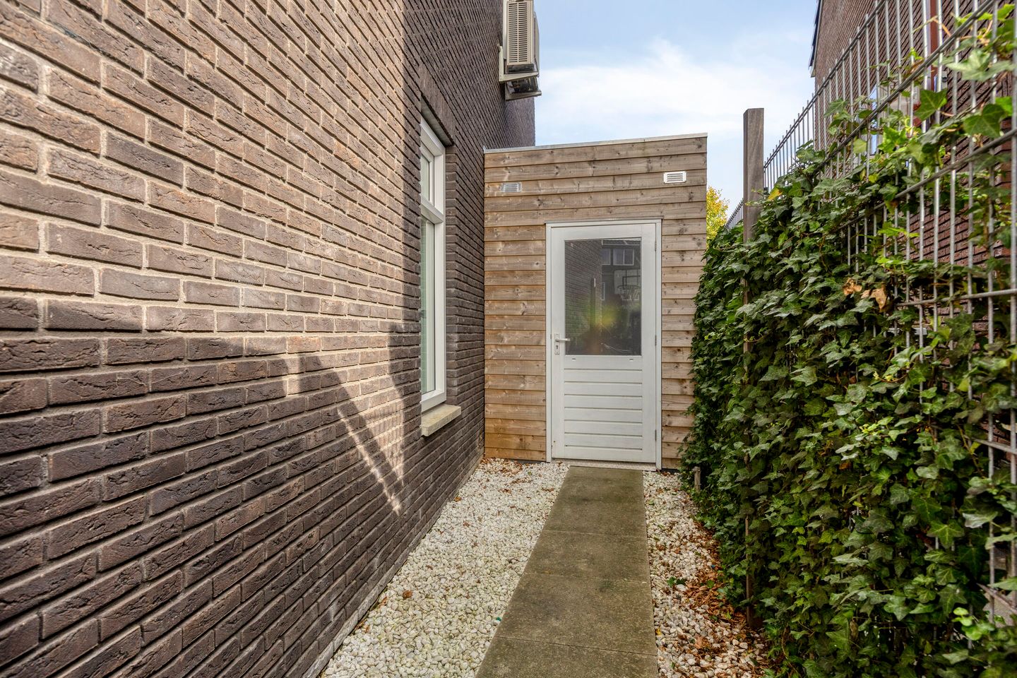 Photo 29 of Slotenhagenstraat 33