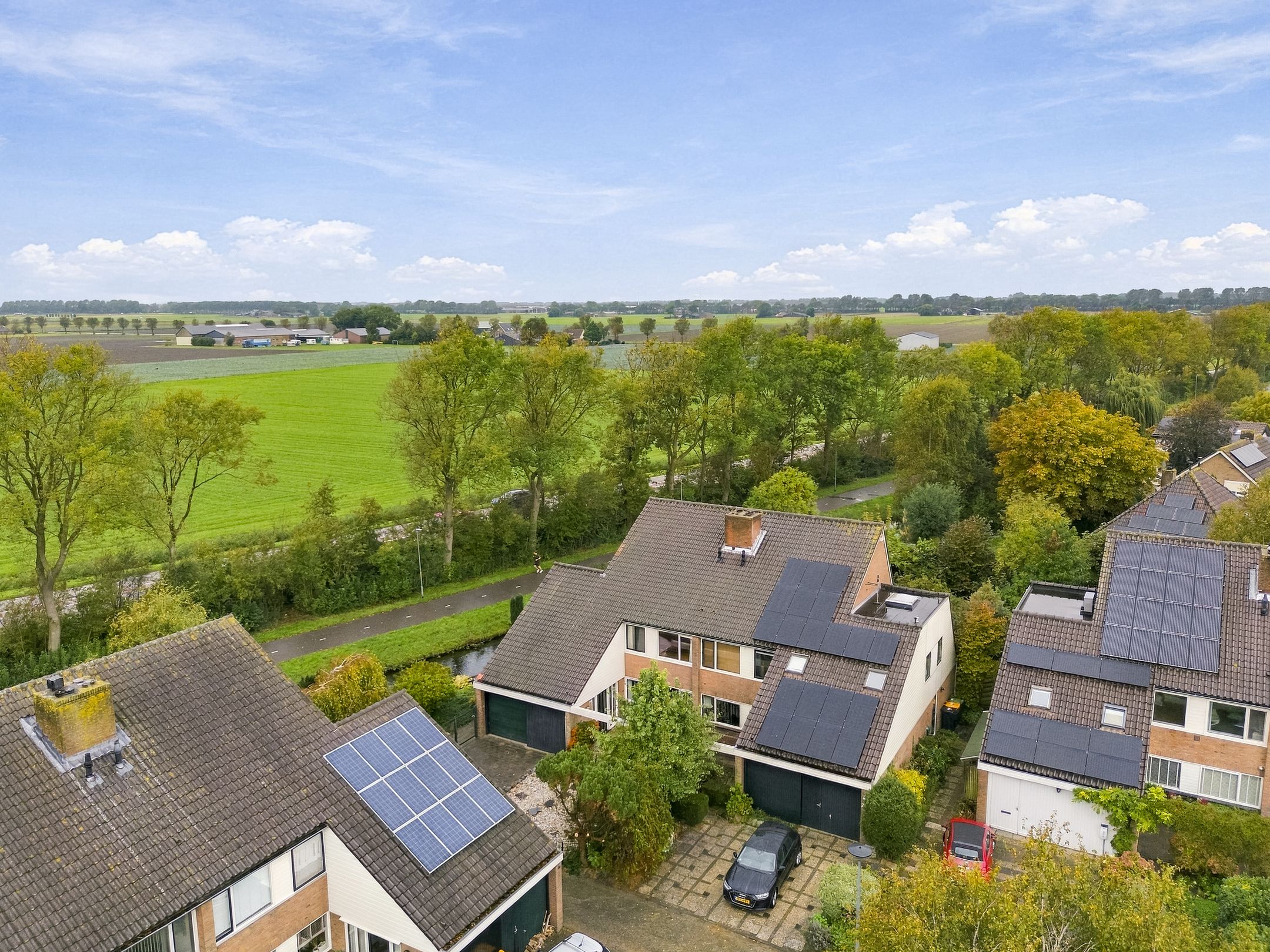 Photo 9 of Langeweide 233