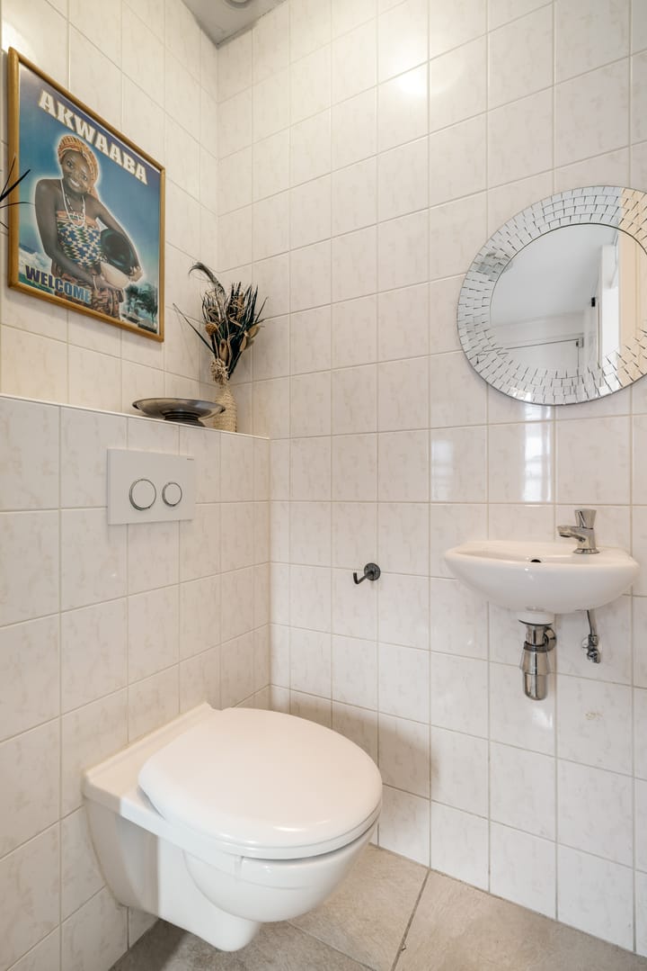 Tussenwoning te koop: Anubisplantsoen 15, Almere