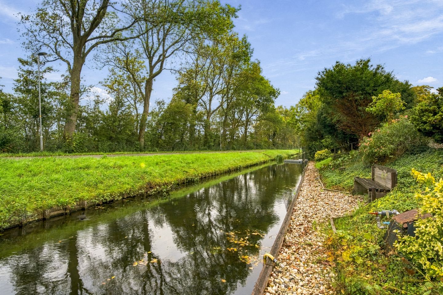 Photo 34 of Langeweide 233