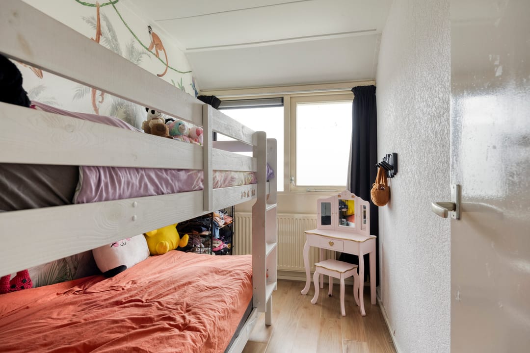 Photo 31 of Burgemeester Mackaystraat 9