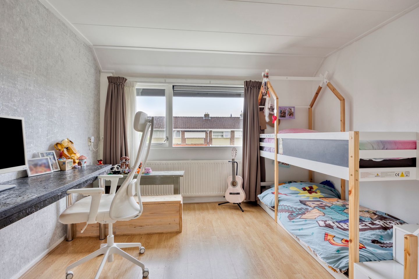 Photo 29 of Burgemeester Mackaystraat 9
