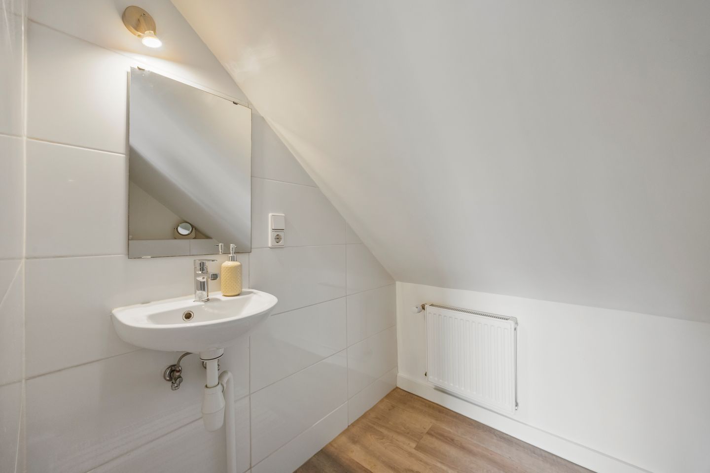 Photo 14 of Bergen op Zoomstraat 44-B