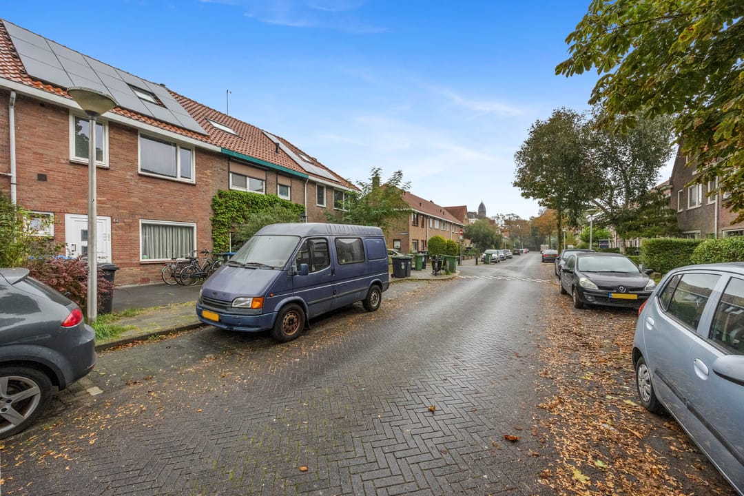 Photo 17 of Bergen op Zoomstraat 44-B