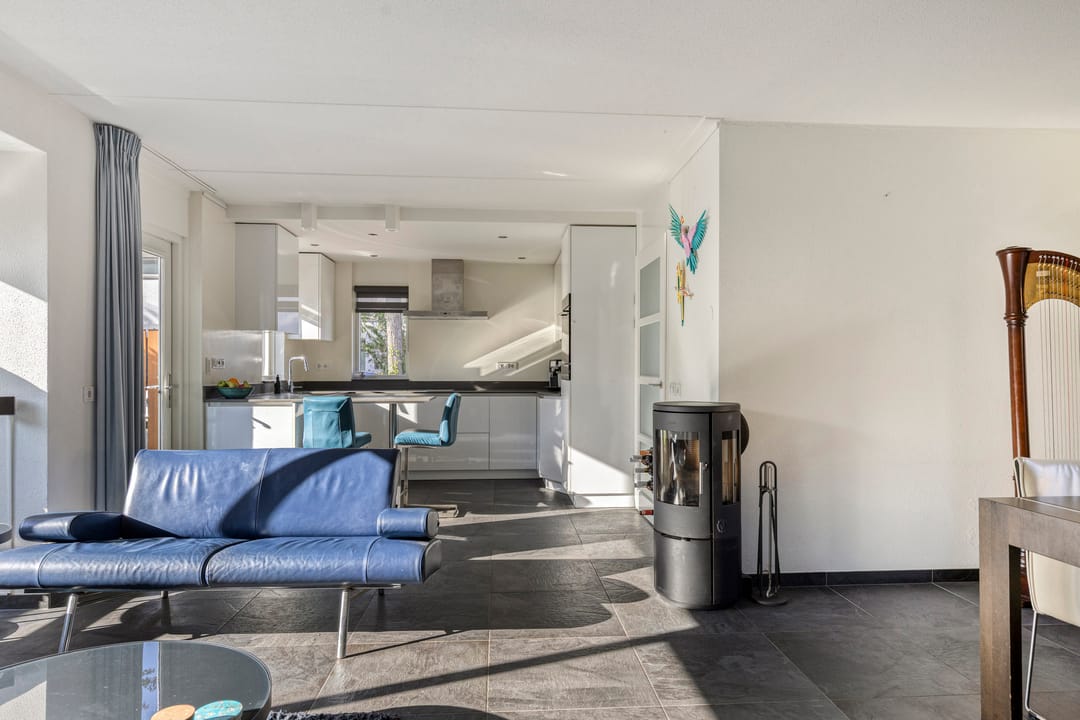Photo 13 of Bernard Zweersstraat 31