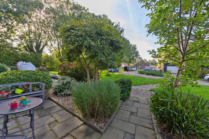 Tussenwoning te koop: Menpad 26, Nieuw-Weerdinge