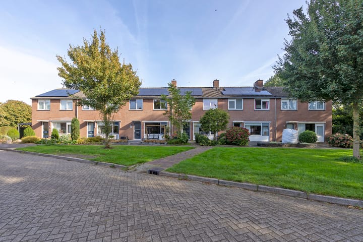 Tussenwoning te koop: Menpad 26, Nieuw-Weerdinge