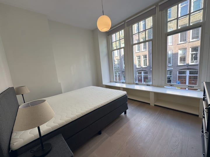 Appartement te huur: Valeriusstraat 272H, Amsterdam