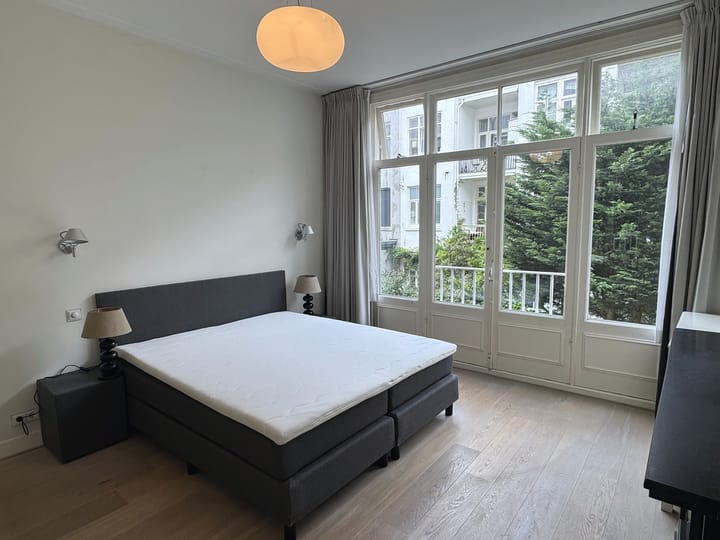 Appartement te huur: Valeriusstraat 272H, Amsterdam