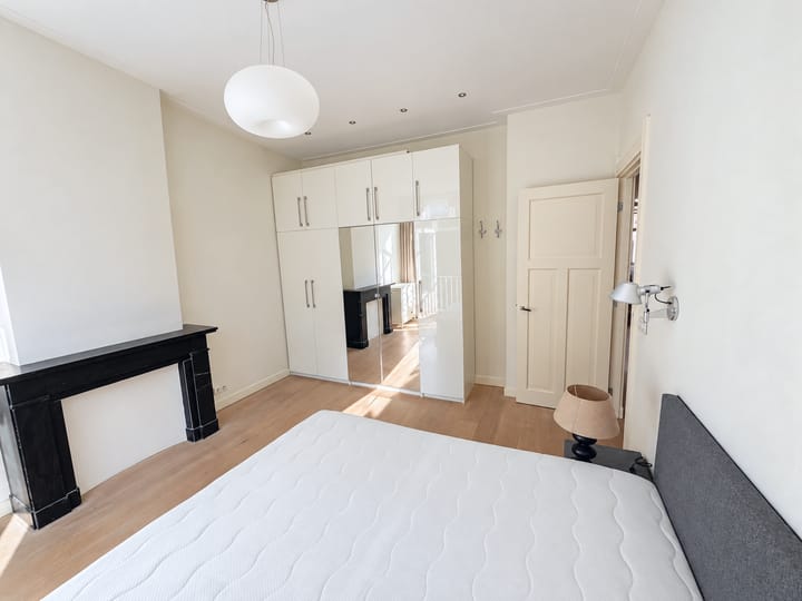 Appartement te huur: Valeriusstraat 272H, Amsterdam