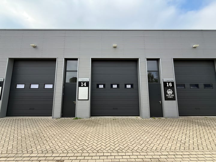 Nassau Dwarsstraat 14, Vlijmen