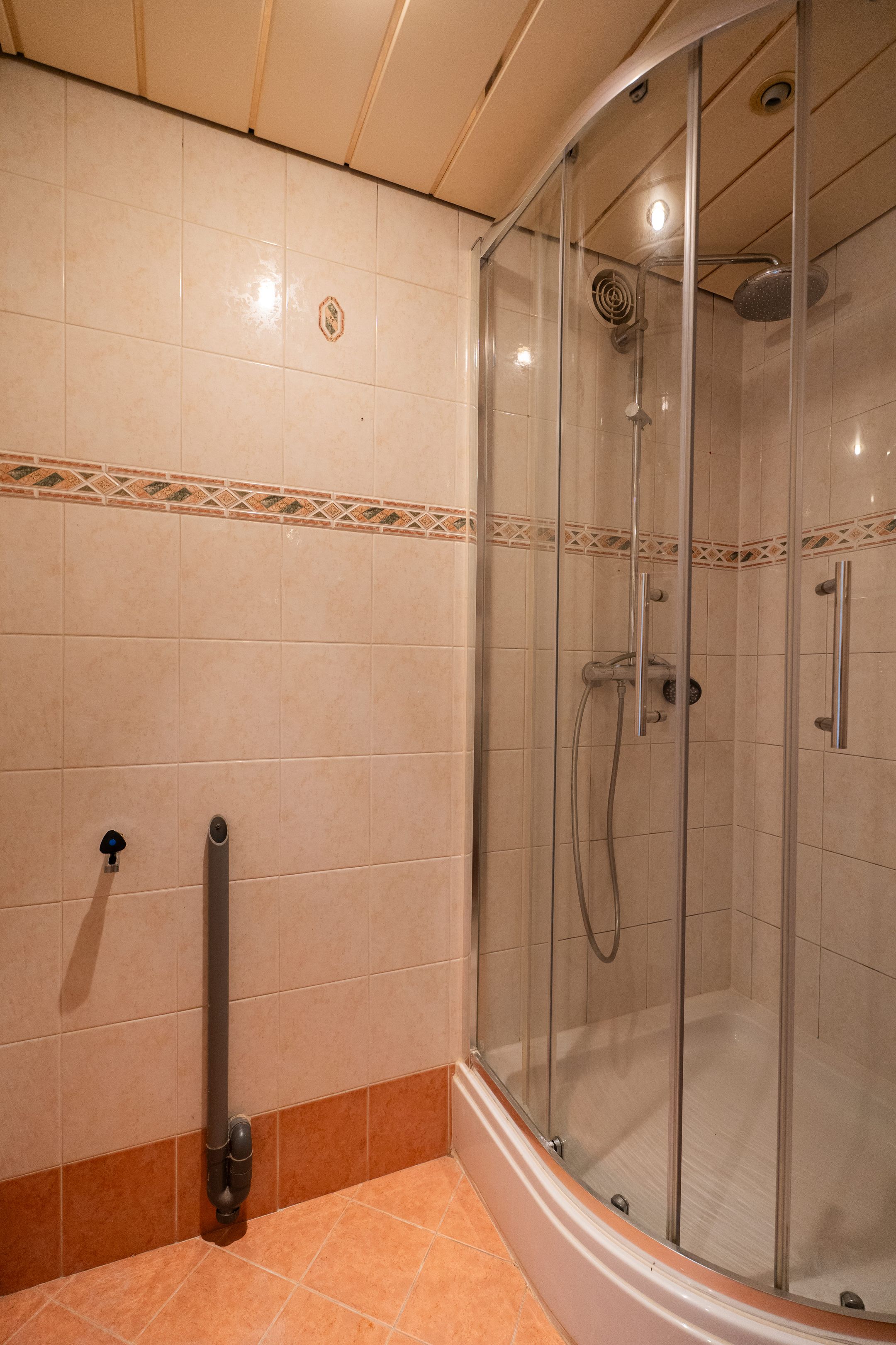 Photo 21 of Schaarsbergenstraat 46