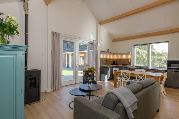 Vrijstaande woning te koop: Kanaal Zuid 369A, Klarenbeek (Gem. Apeldoorn)