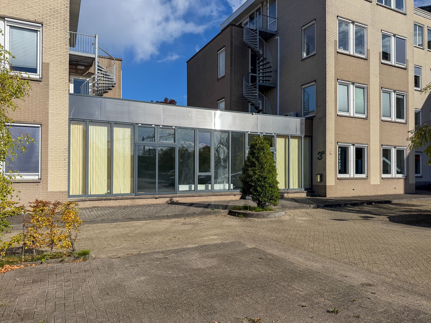 Bekijk foto 2 van Leeuwenveldseweg 3-b