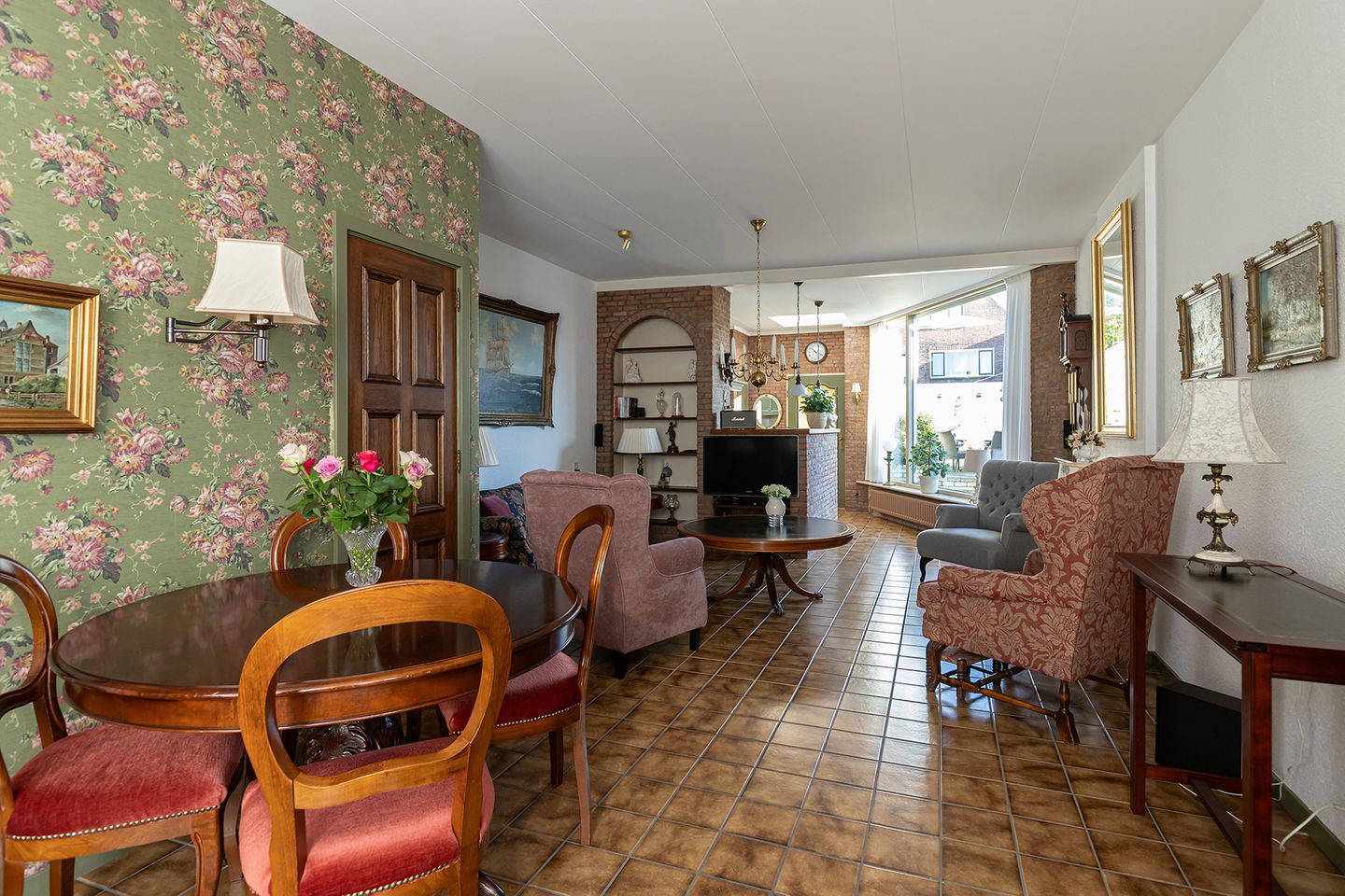 Photo 14 of Admiraal de Ruyterstraat 32