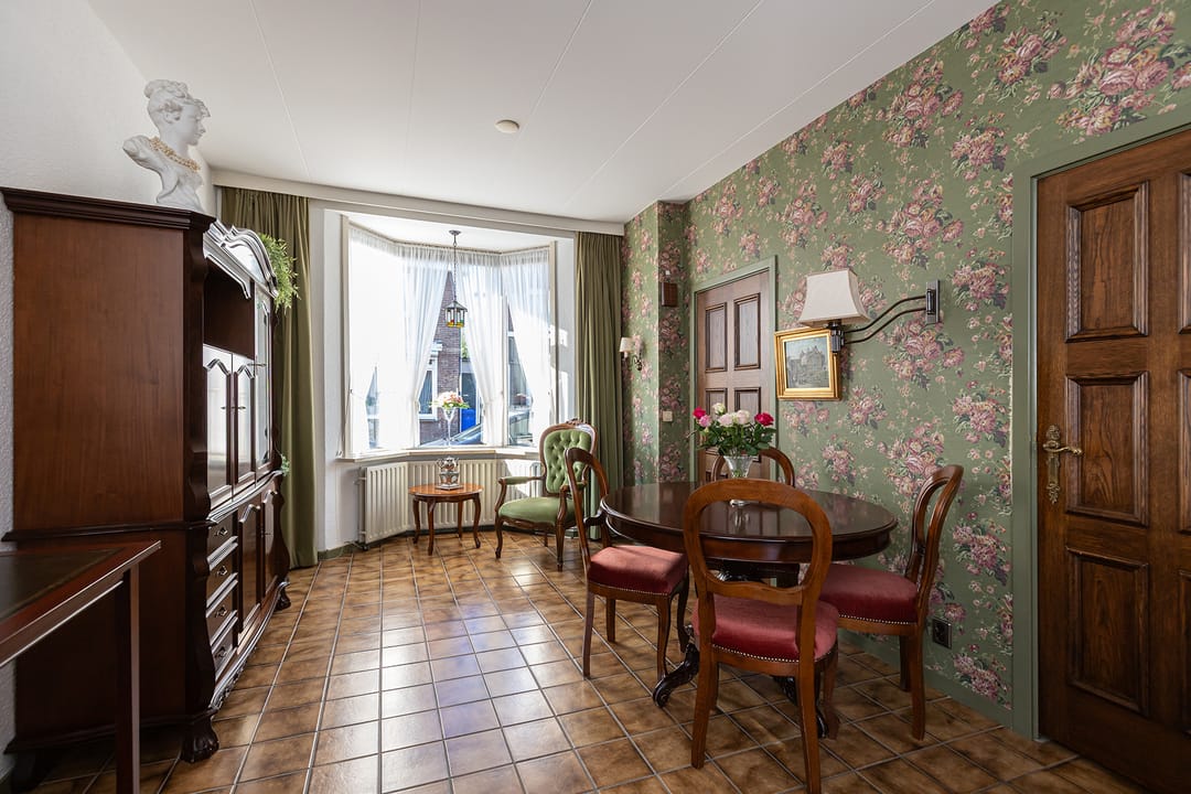 Photo 2 of Admiraal de Ruyterstraat 32