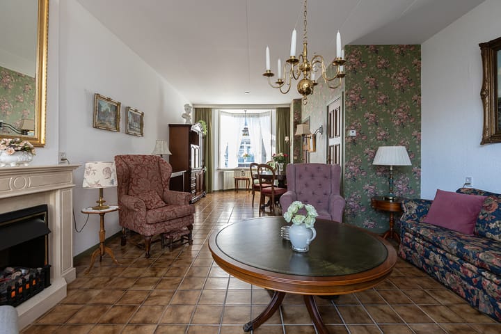 Photo 4 of Admiraal de Ruyterstraat 32