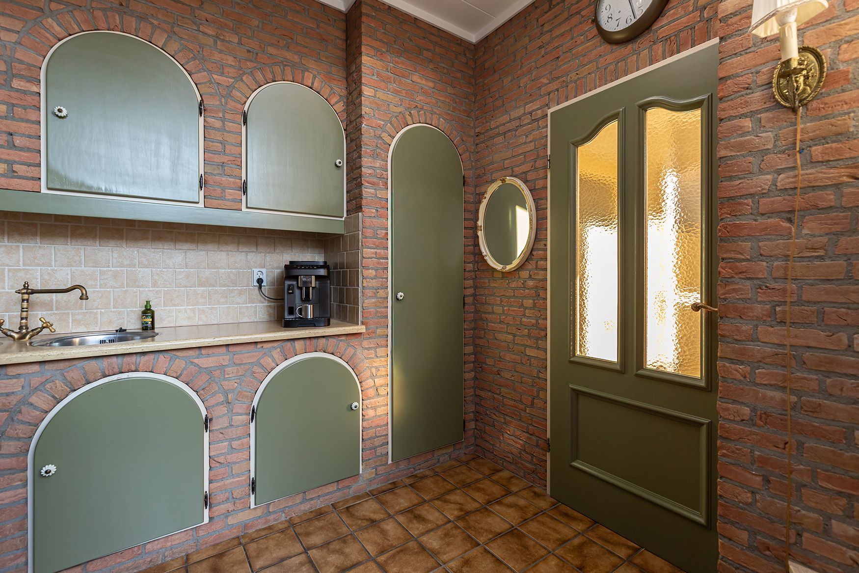 Photo 21 of Admiraal de Ruyterstraat 32
