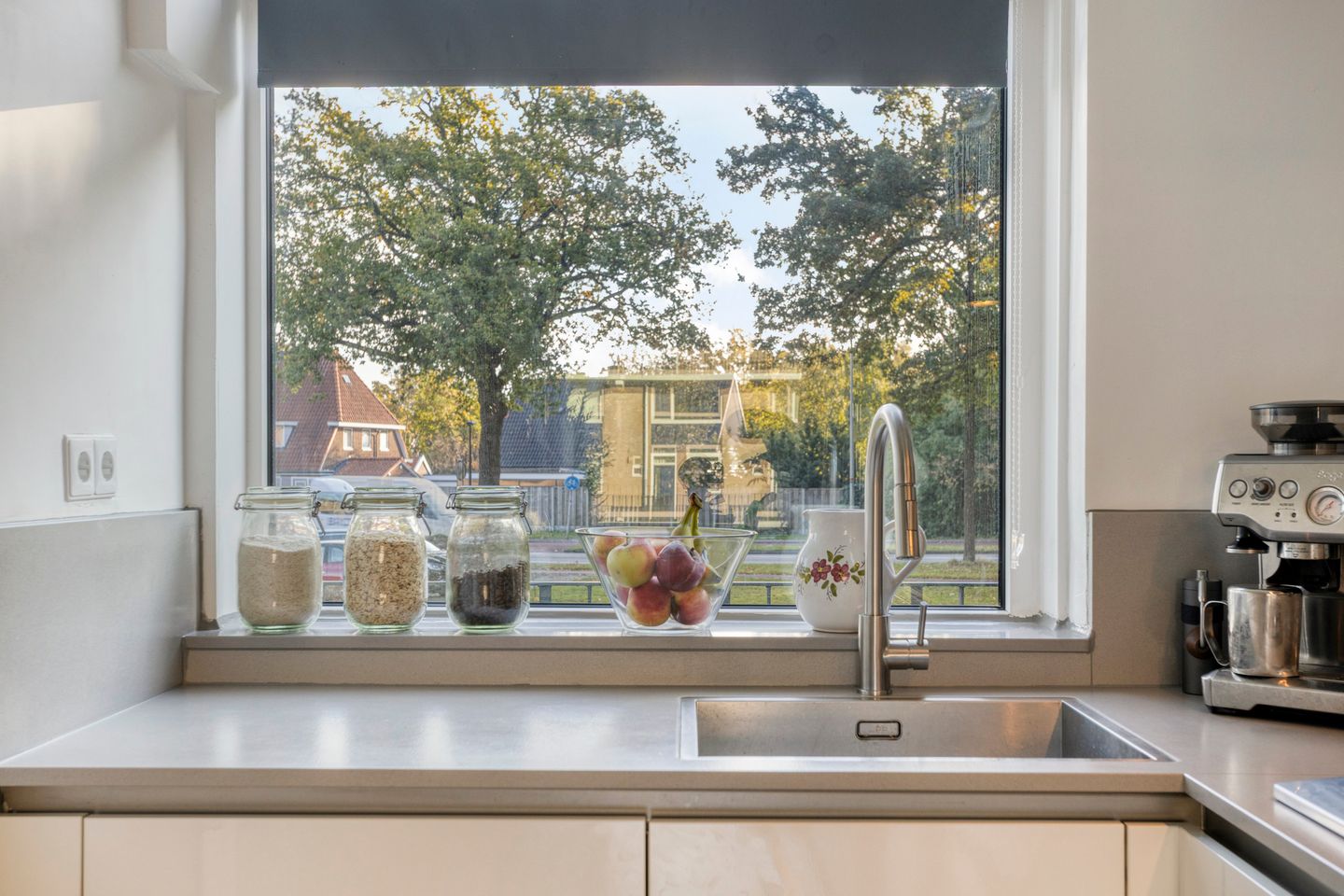 Photo 14 of Roelof van Schevenstraat 5