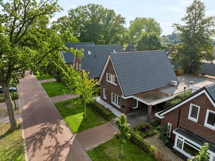 Vrijstaande woning te koop: Plesmanstraat 9, Teuge