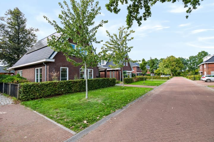 Vrijstaande woning te koop: Plesmanstraat 9, Teuge