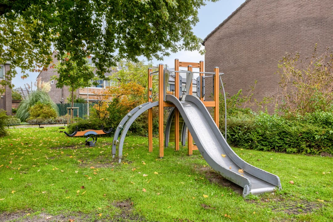 Photo 61 of Burgemeester D. Kooimanweg 31