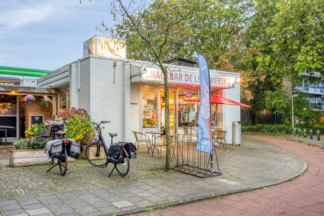 Photo 62 of Burgemeester D. Kooimanweg 31