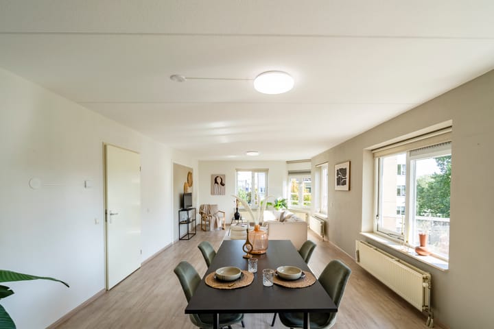 Appartement te koop: Klepel 422, Emmen