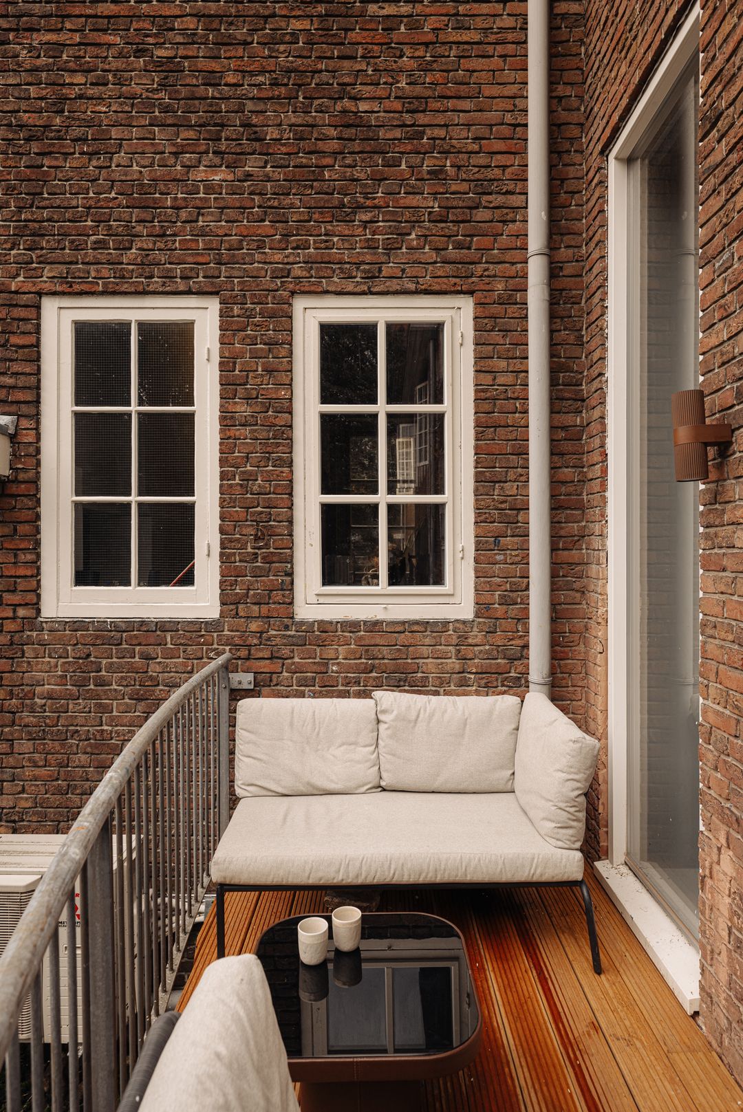 Photo 22 of Van Hilligaertstraat 45