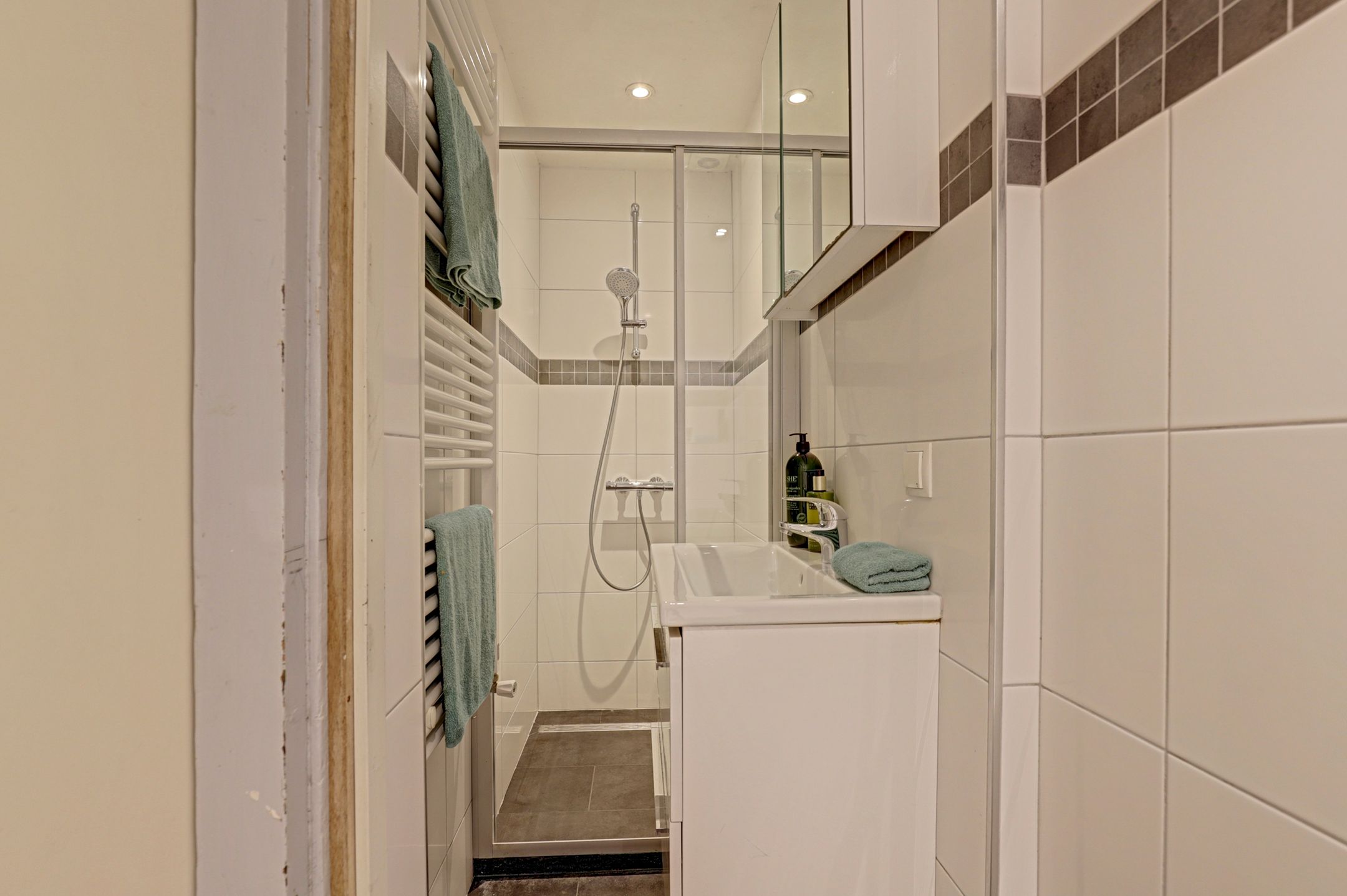 Photo 33 of Anna Beijerstraat 4