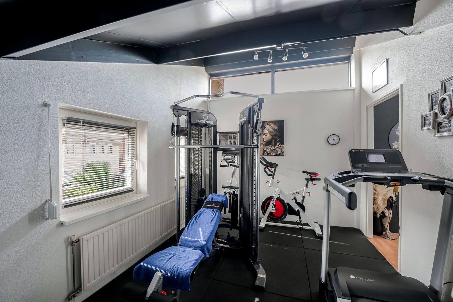 Photo 20 of Burgemeester Antonissenstraat 56