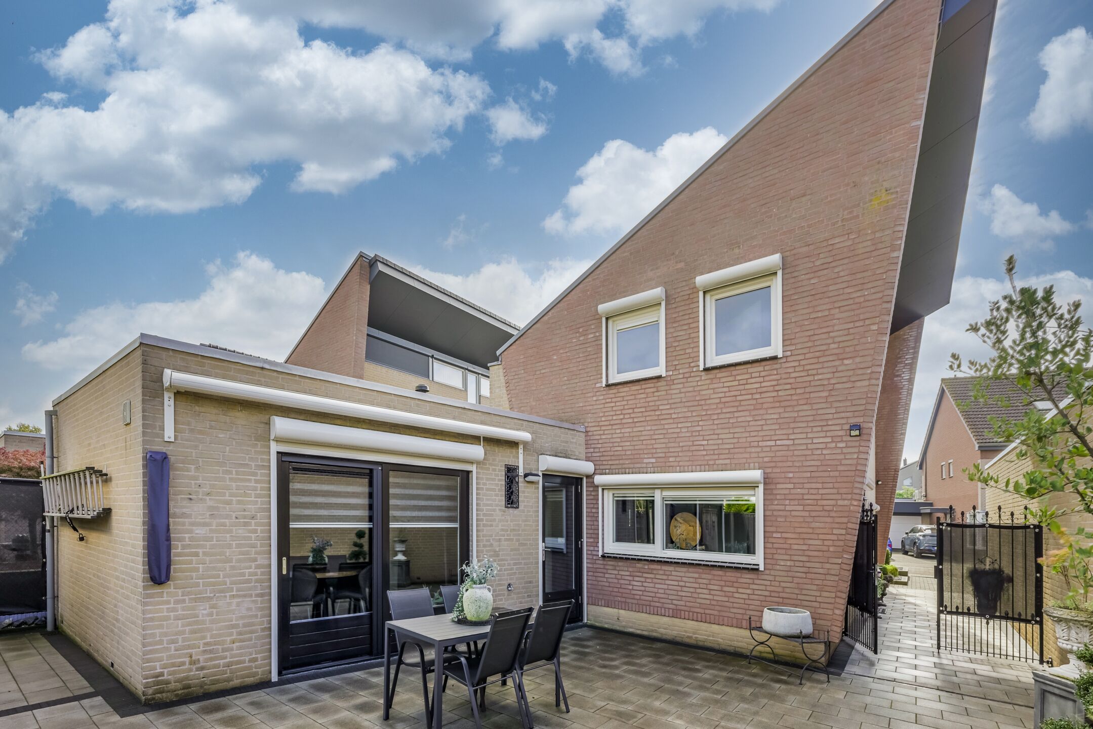 Photo 30 of Burgemeester Antonissenstraat 56