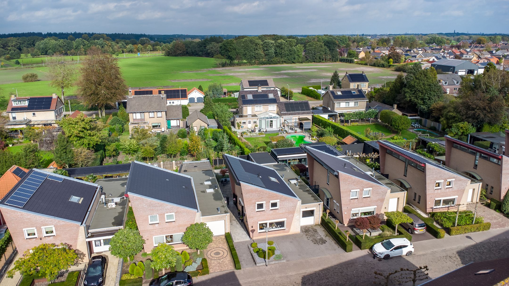 Photo 33 of Burgemeester Antonissenstraat 56