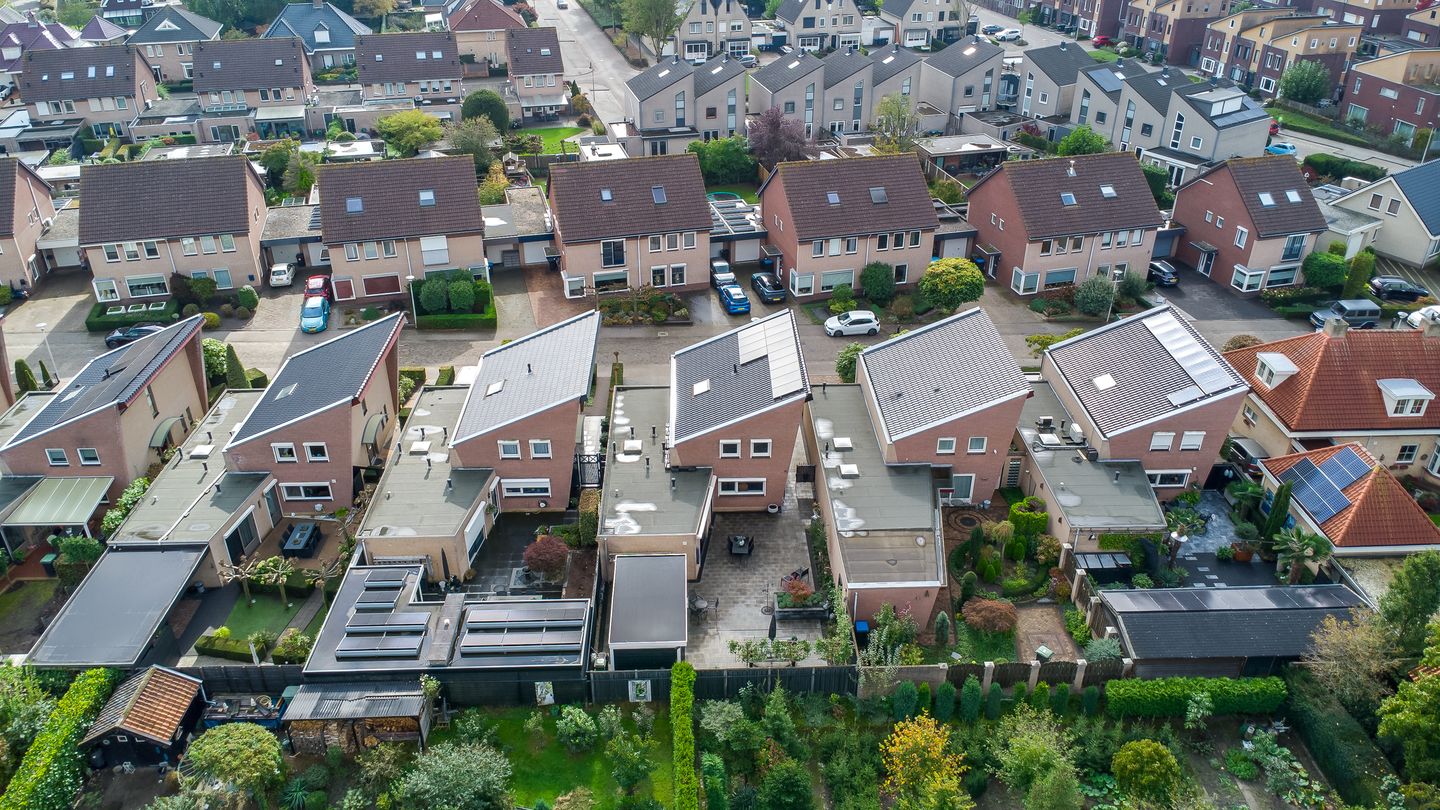 Photo 34 of Burgemeester Antonissenstraat 56